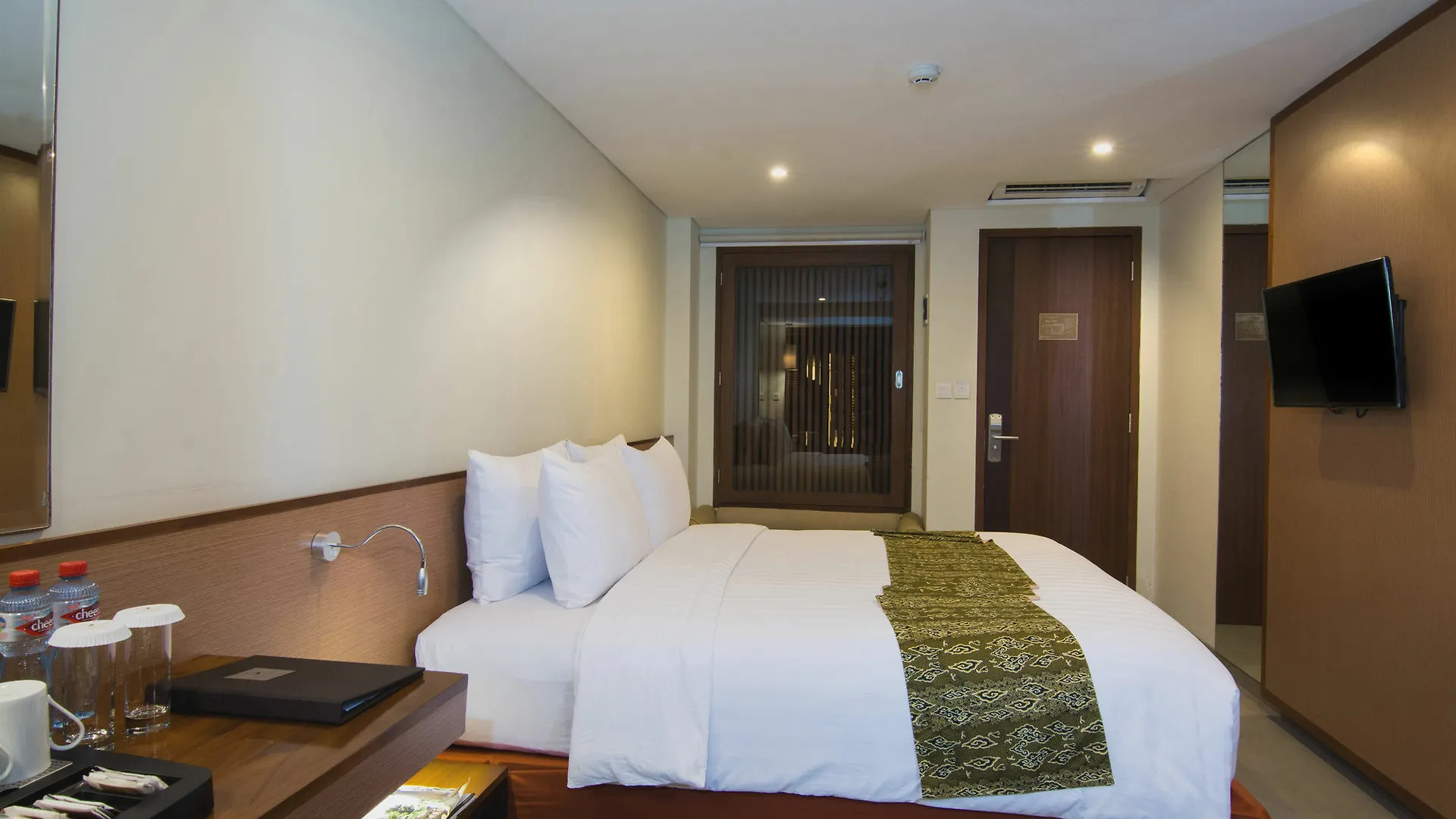 Savvoya Hotel Seminyak Σεμινιάκ