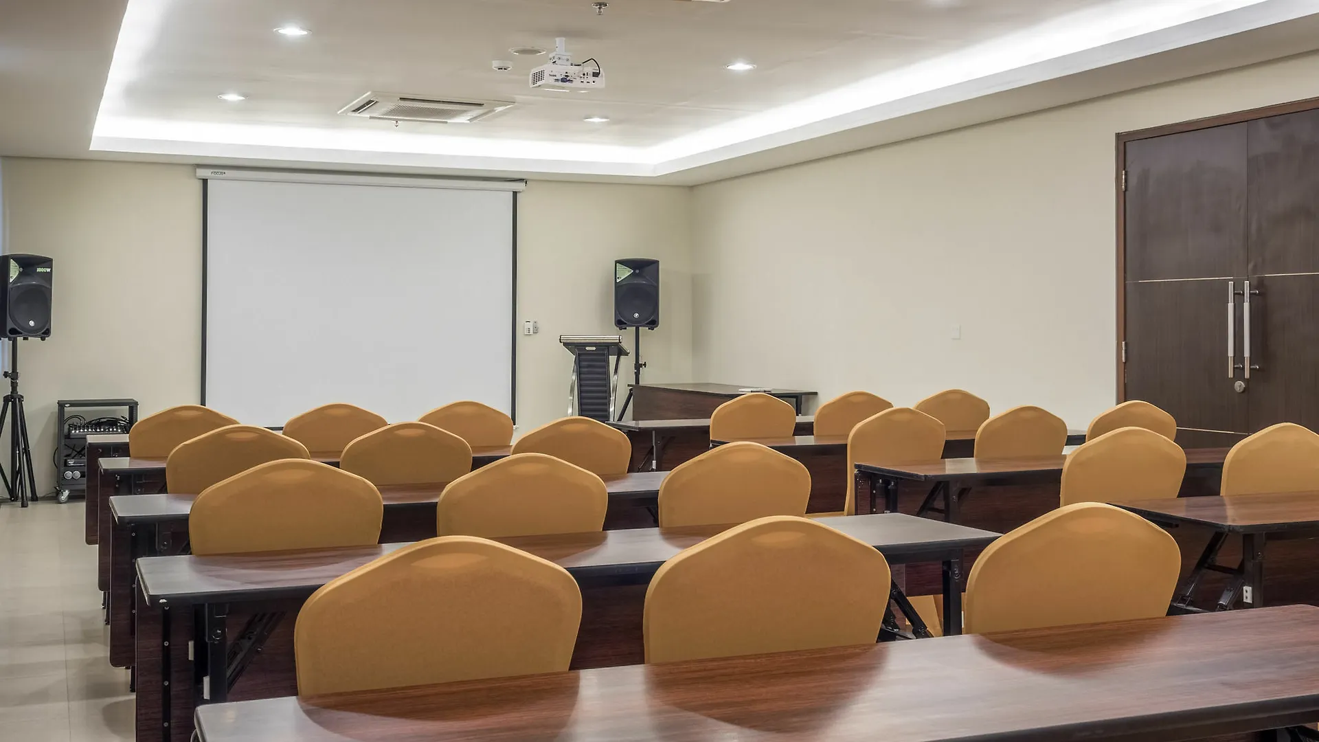 Savvoya Hotel Seminyak Θέρετρο