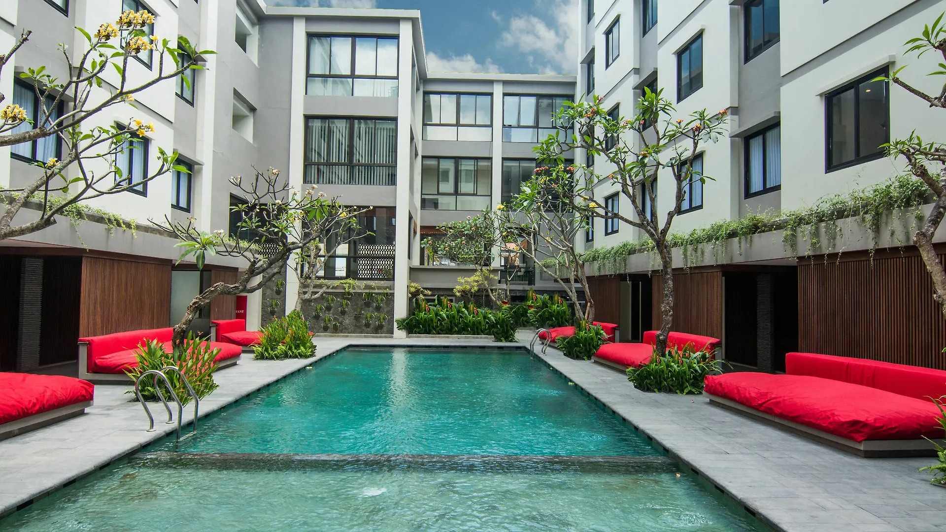 Savvoya Hotel Seminyak 3*, Σεμινιάκ Ινδονησία